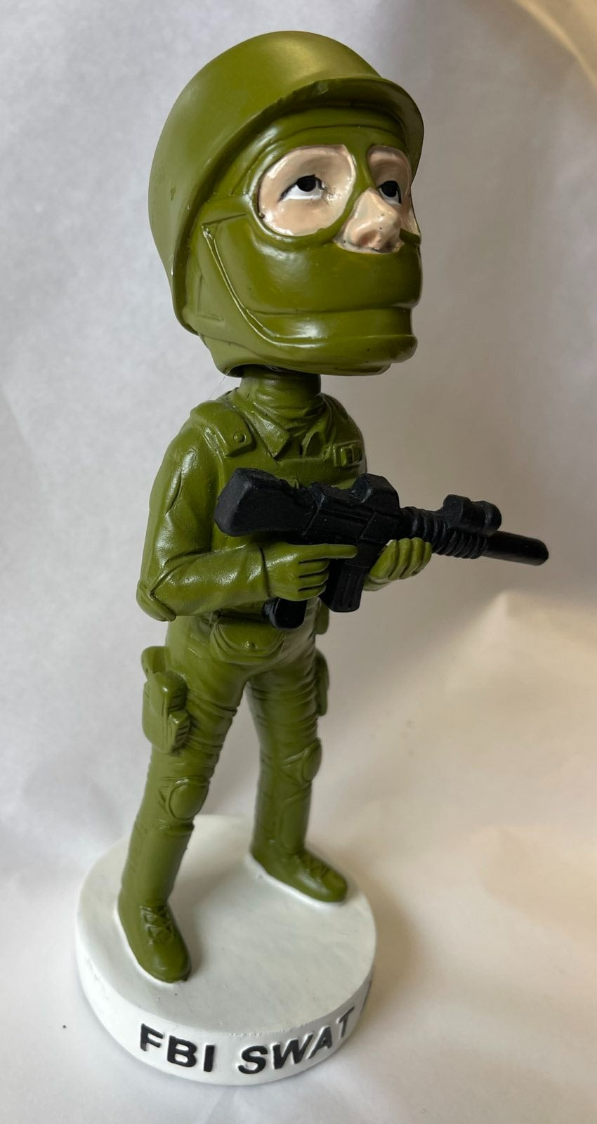 FBI SWAT AGENT BOBBLEHEAD MACHINE GUN SOLDIER