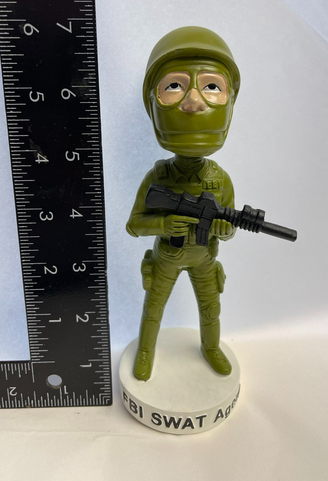 FBI SWAT AGENT BOBBLEHEAD MACHINE GUN SOLDIER