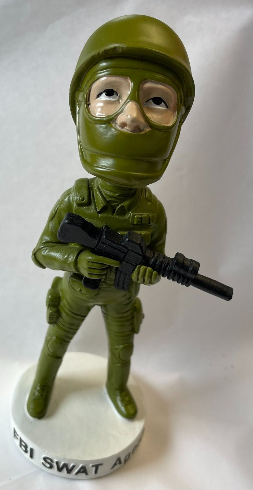 FBI SWAT AGENT BOBBLEHEAD MACHINE GUN SOLDIER